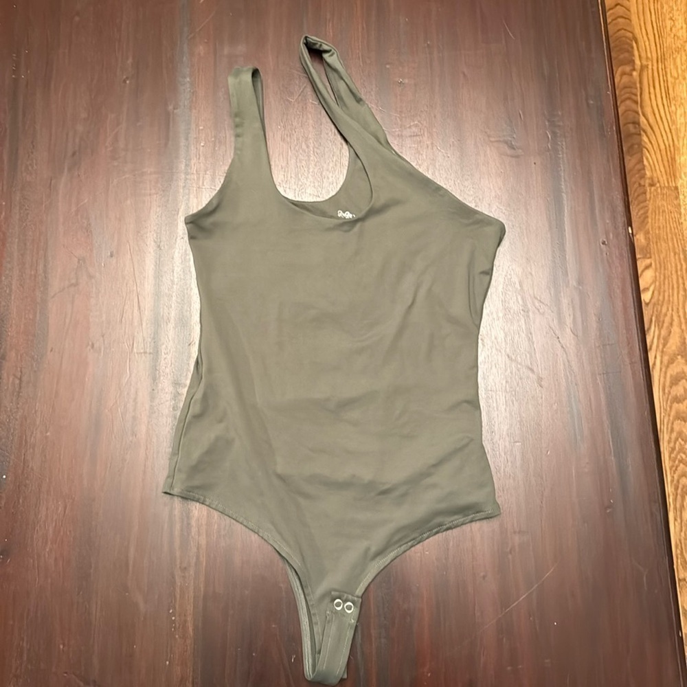 ReoRia gray Butsmooth super soft bodysuit size small